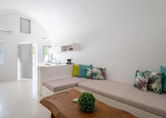 Fertimo - Authentic Cave Homes With Private Hot Tub * Exo Gonia