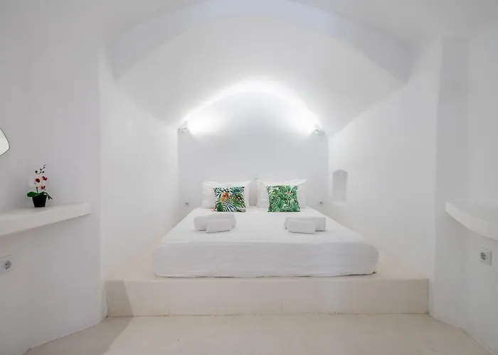 Fertimo - Authentic Cave Homes With Private Hot Tub Villa *