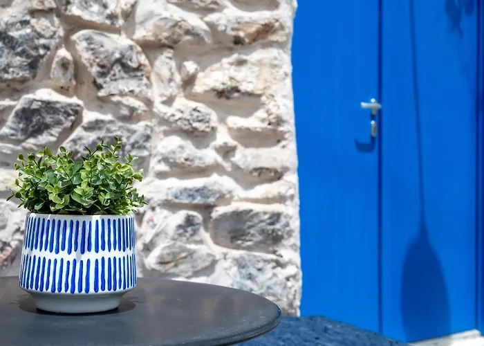 Fertimo - Authentic Cave Homes With Private Hot Tub Exo Gonia