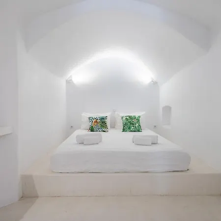 Fertimo - Authentic Cave Homes With Private Hot Tub Villa *