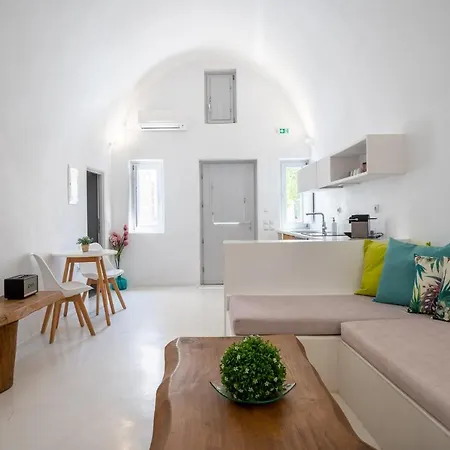 Fertimo - Authentic Cave Homes With Private Hot Tub * Éxo Goniá