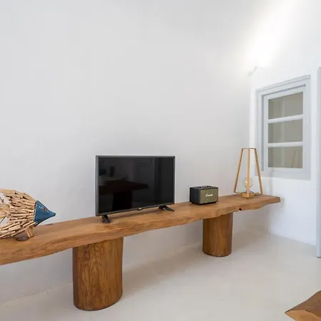 Fertimo - Authentic Cave Homes With Private Hot Tub * Éxo Goniá